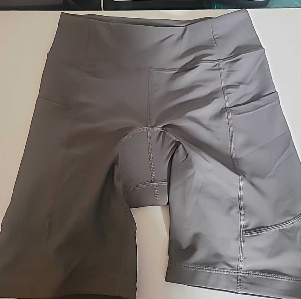 Bikewa Padded Polyamide Biking Shorts NWT